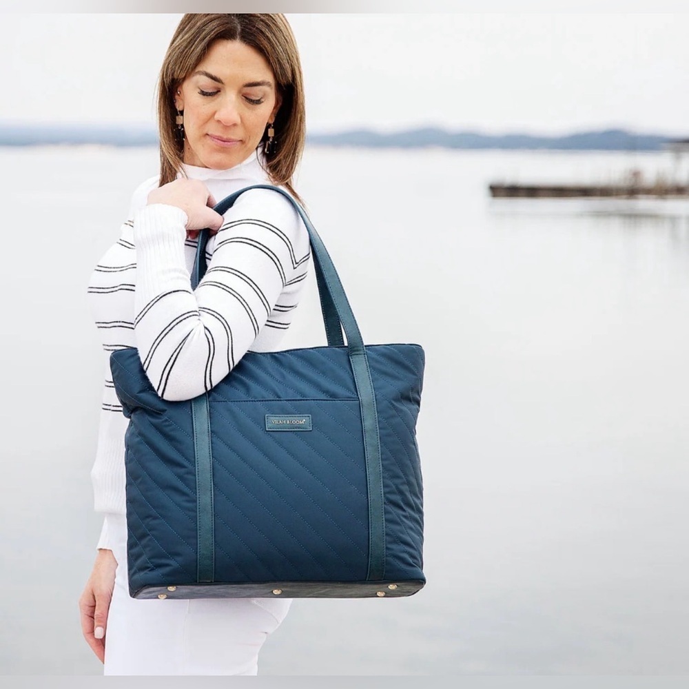 Vilah Bloom Quilted Nylon Tote Navy New without tag - Picture 2 of 13